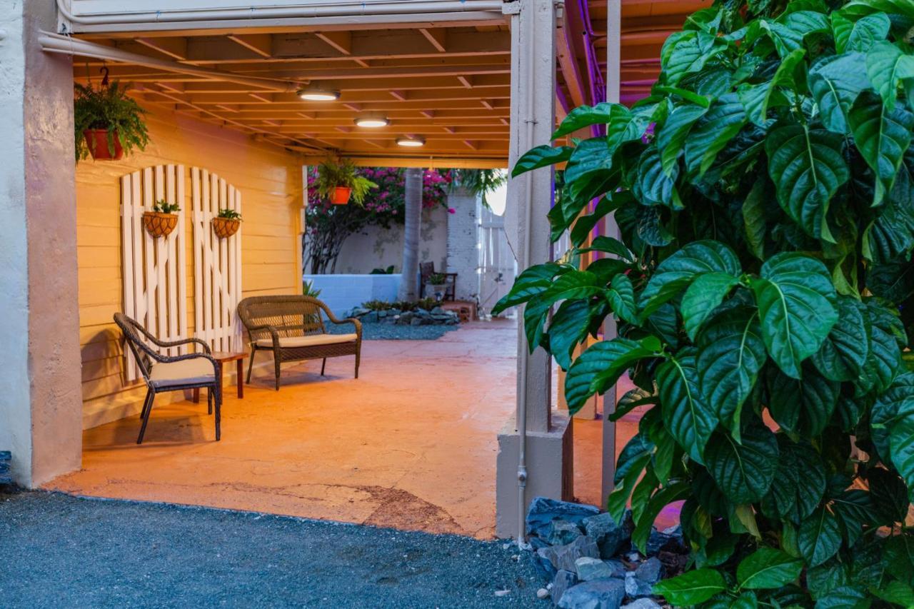 维多利亚之家酒店 Frederiksted 外观 照片