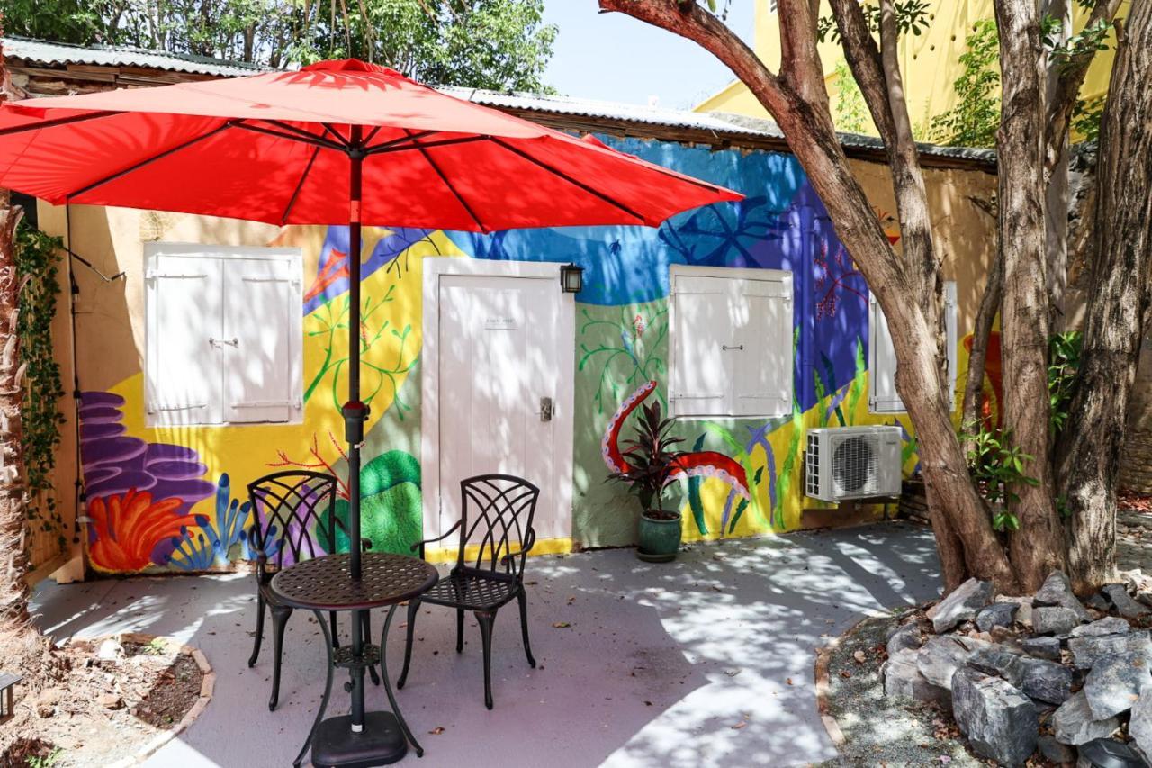 维多利亚之家酒店 Frederiksted 外观 照片